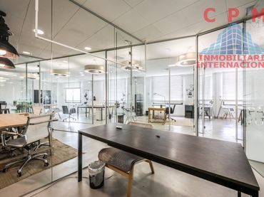 Bureau avec ascenseur à louer à Ensanche