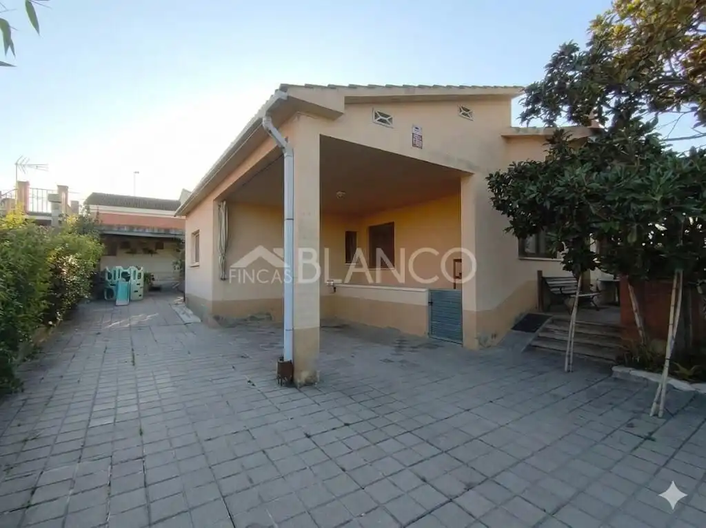 Exterior view of Houses for sale in Piera  with Private garden, Terrace and Storage room