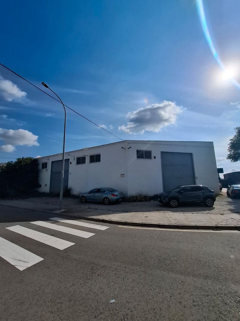 Exterior view of Industrial buildings for sale in Valls