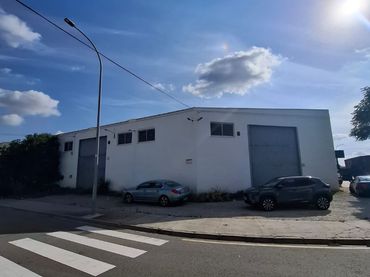 Industriegebäude zum Verkauf in Carrer Artesans 54