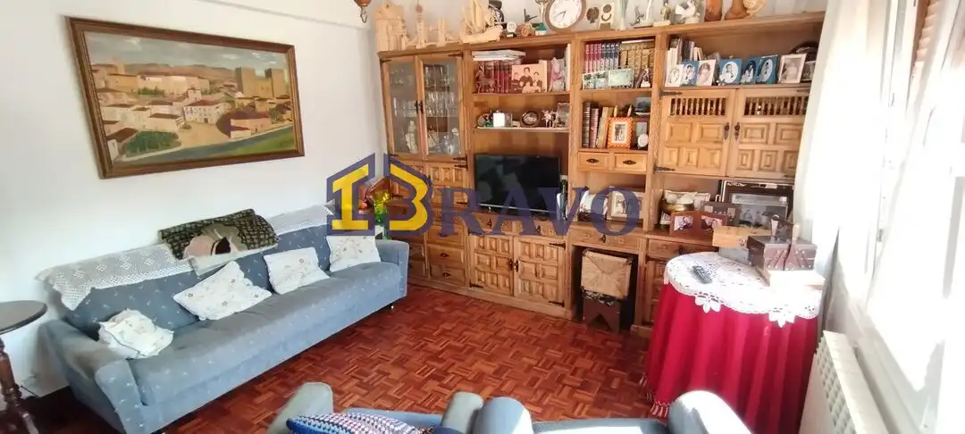 Sala de estar de Dúplex en venta en Medina de Pomar con Calefacción, Jardín privado y Terraza