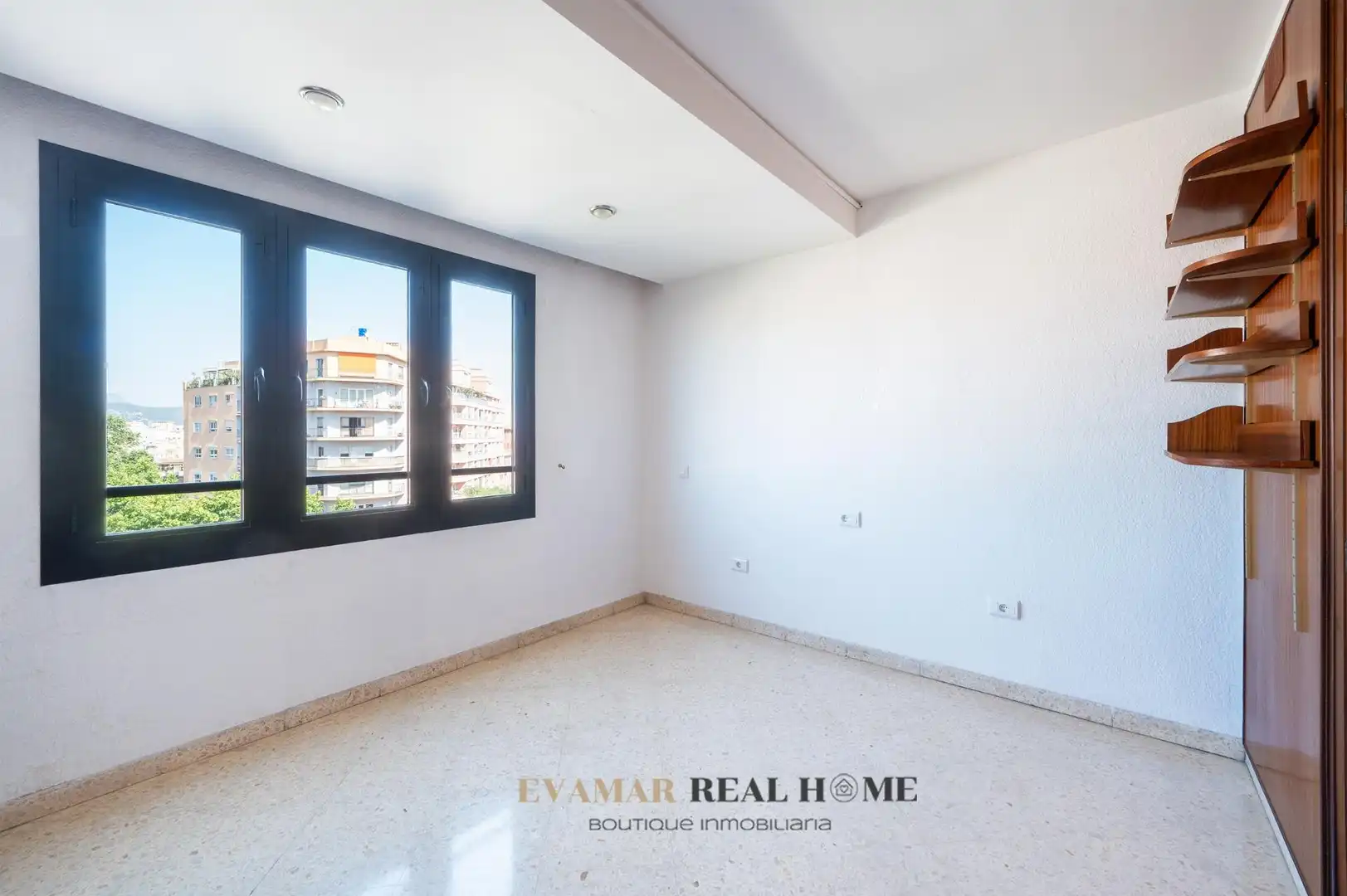 Bedroom of Flat for sale in  Palma de Mallorca  with Air Conditioner, Terrace and Alarm