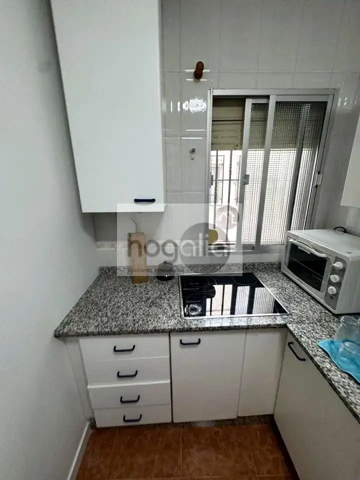 Küche von Wohnung zur Miete in Sevilla mit Klimaanlage und Möbliert