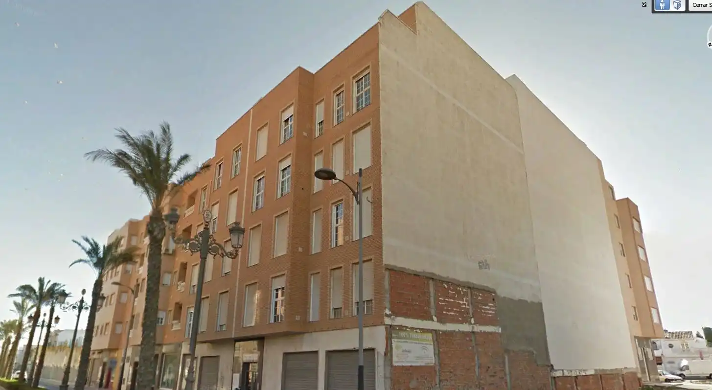 Vista exterior de Piso en venta en Roquetas de Mar