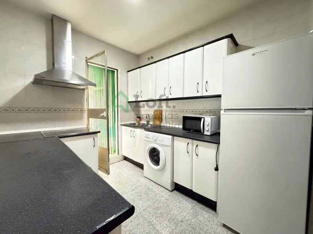 Kitchen of Flat for sale in Badajoz