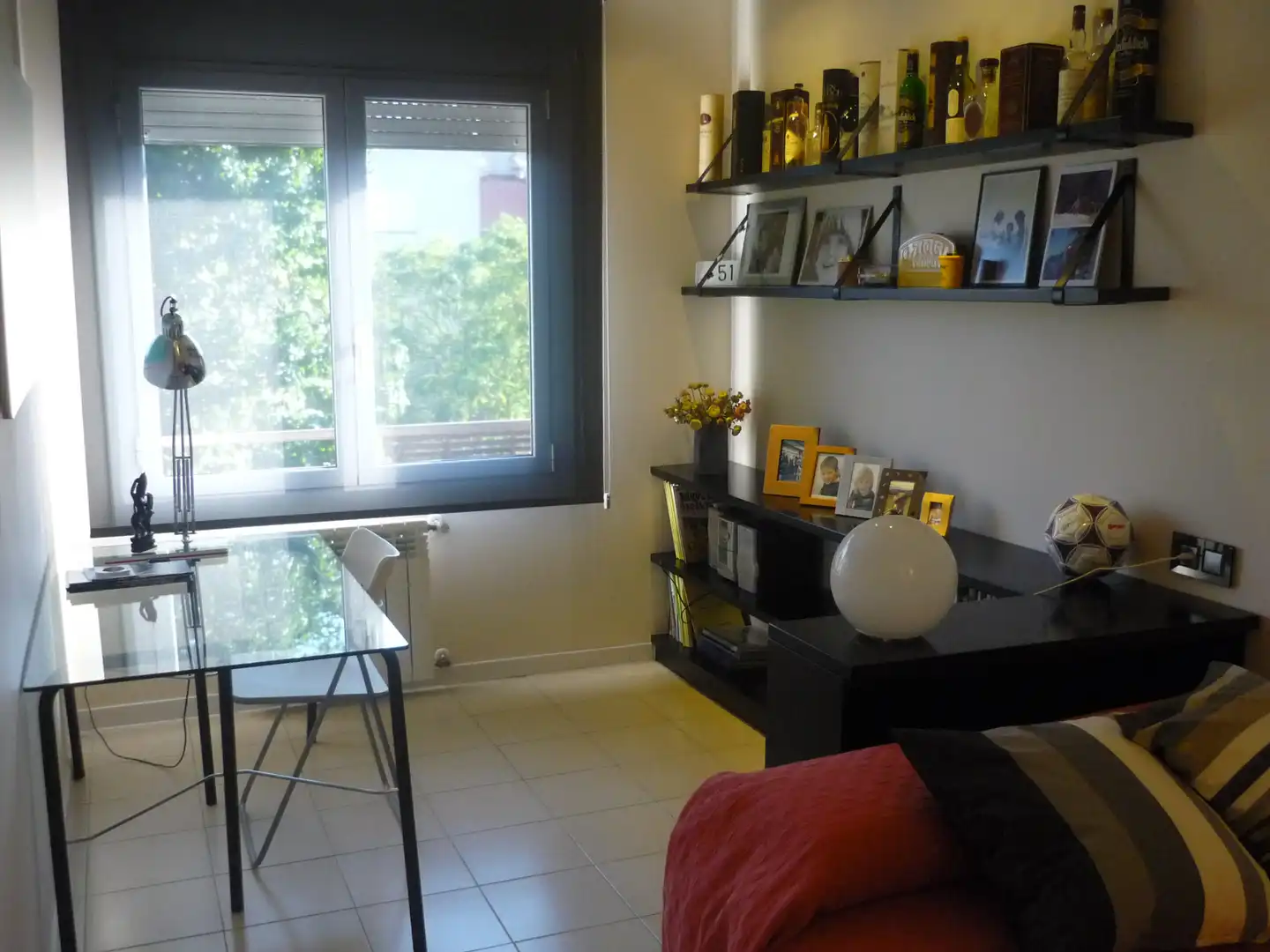Sala d'estar de Casa adosada en venda en Sabadell amb Aire condicionat, Calefacció i Jardí privat