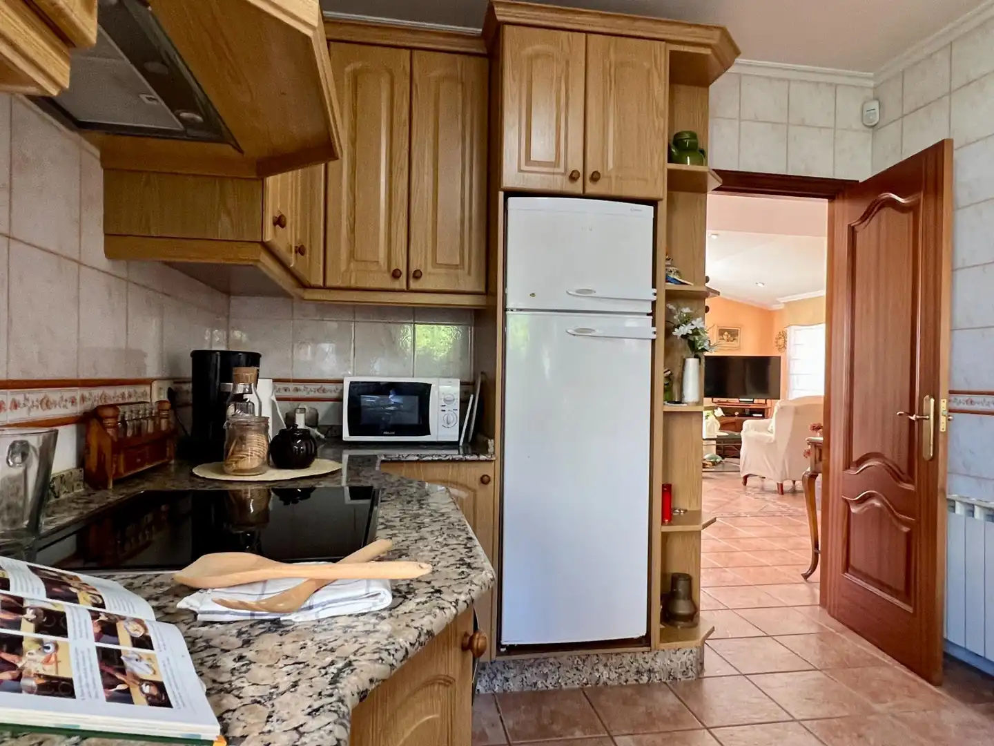 Kitchen of Houses for sale in Bergondo, A Coruña