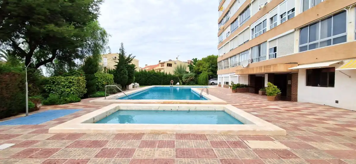 Swimming pool of Flat for sale in Alicante / Alacant  with Air Conditioner and Community pool