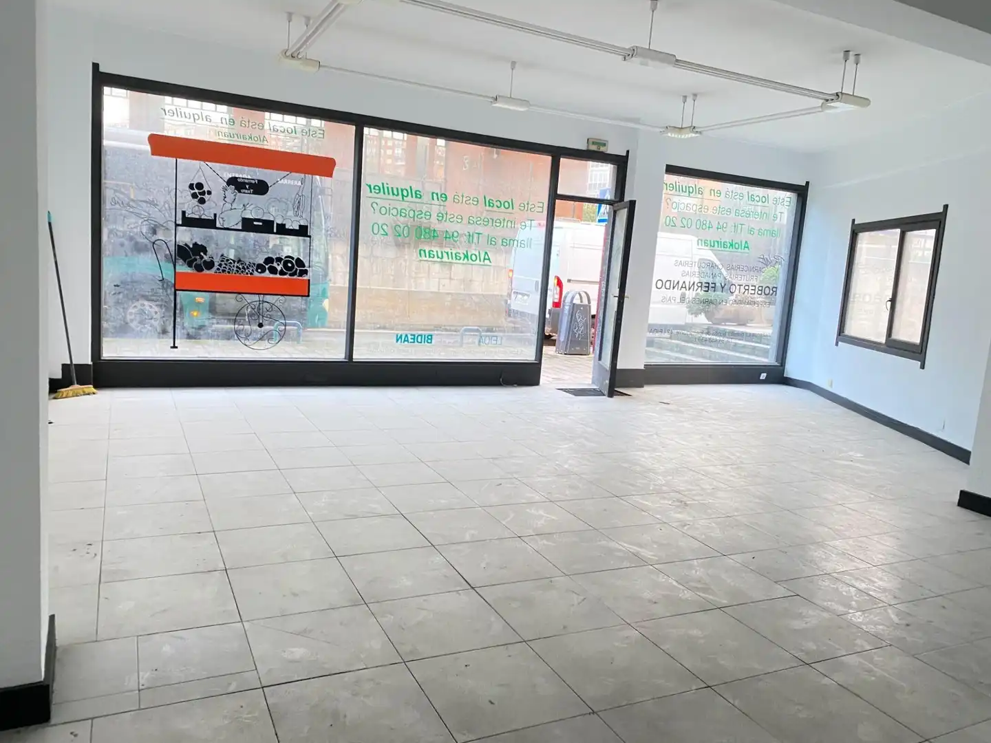Local comercial en alquiler en Centro Urbano - Hirigunea, imagen 4