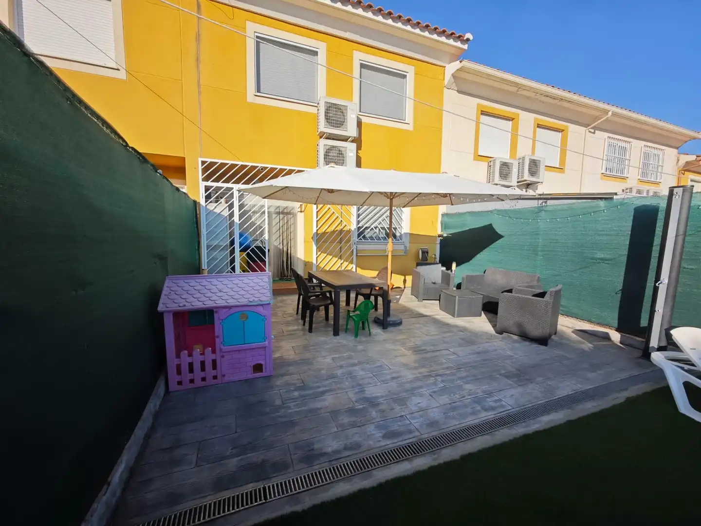 Terrassa de Casa adosada en venda en Ontígola amb Jardí privat i Traster