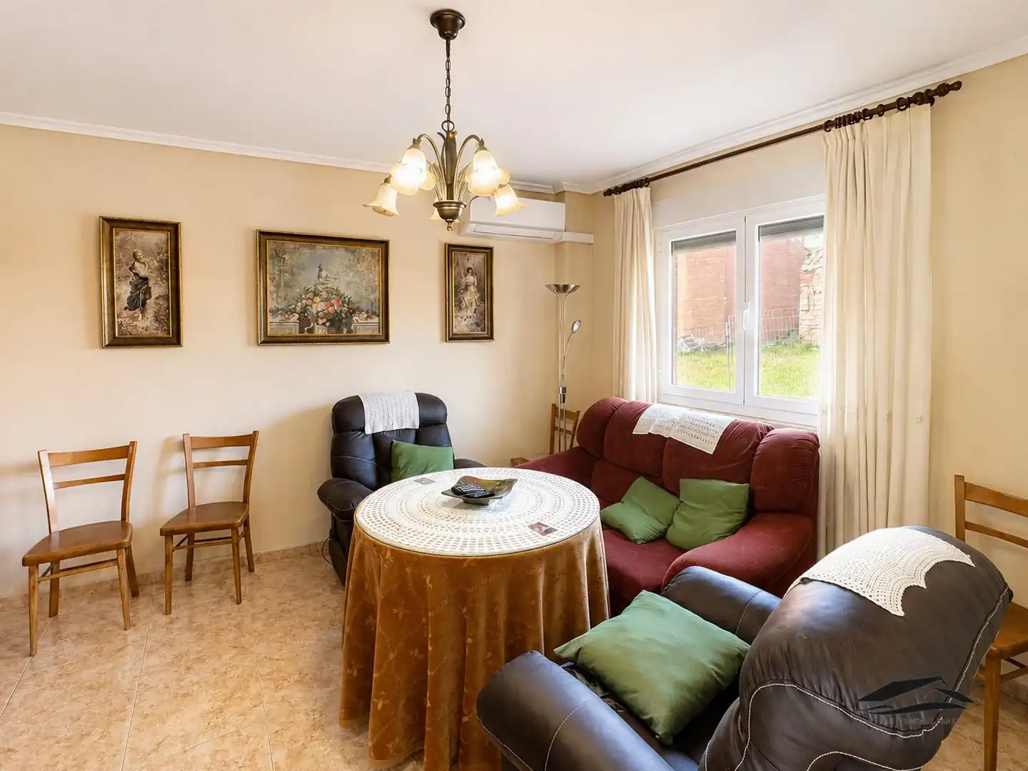 Living room of Houses for sale in Aldealengua  with Air Conditioner, Heating and Furnished