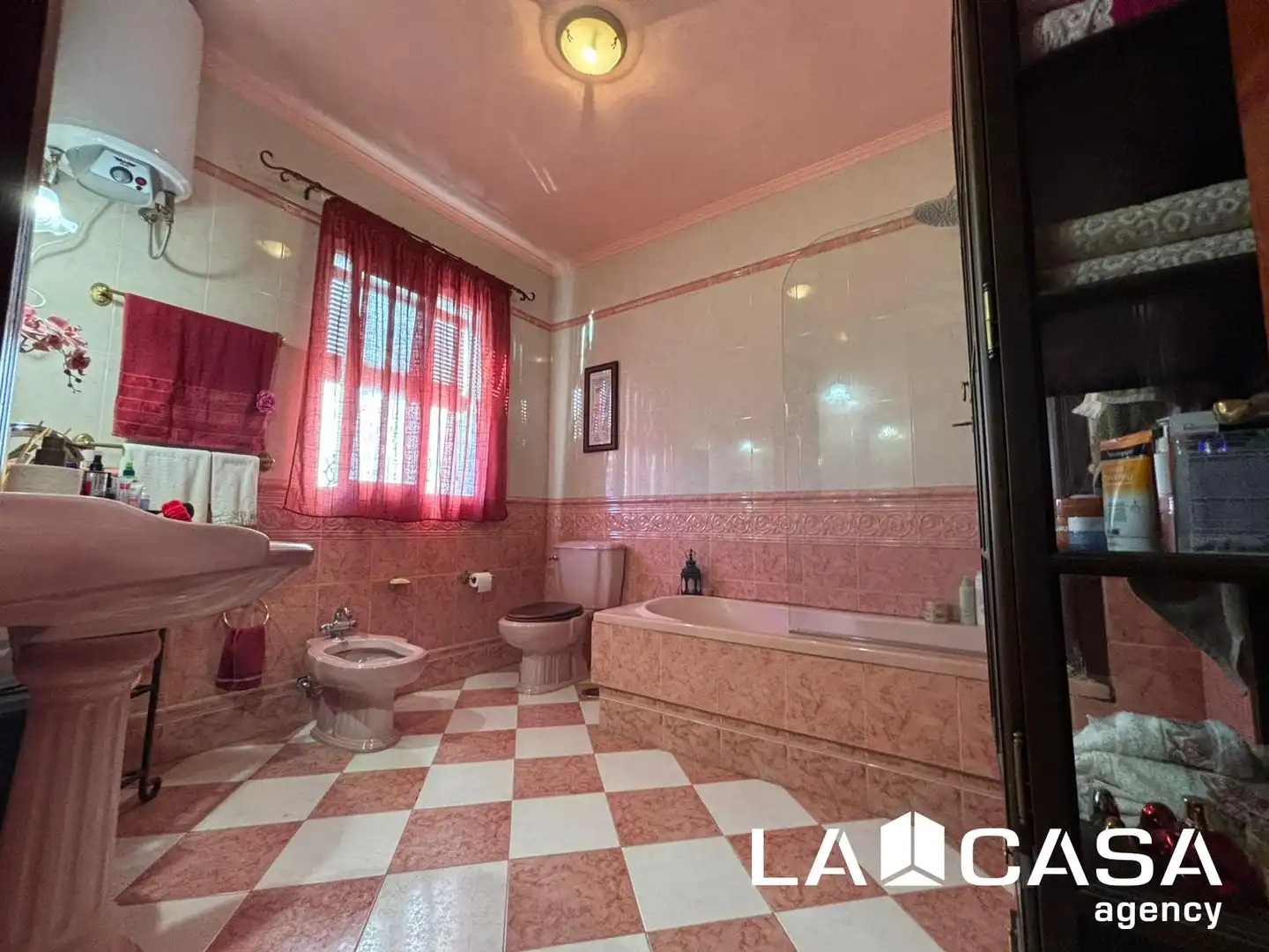 Bany de Casa o xalet en venda en Dos Hermanas amb Balcó