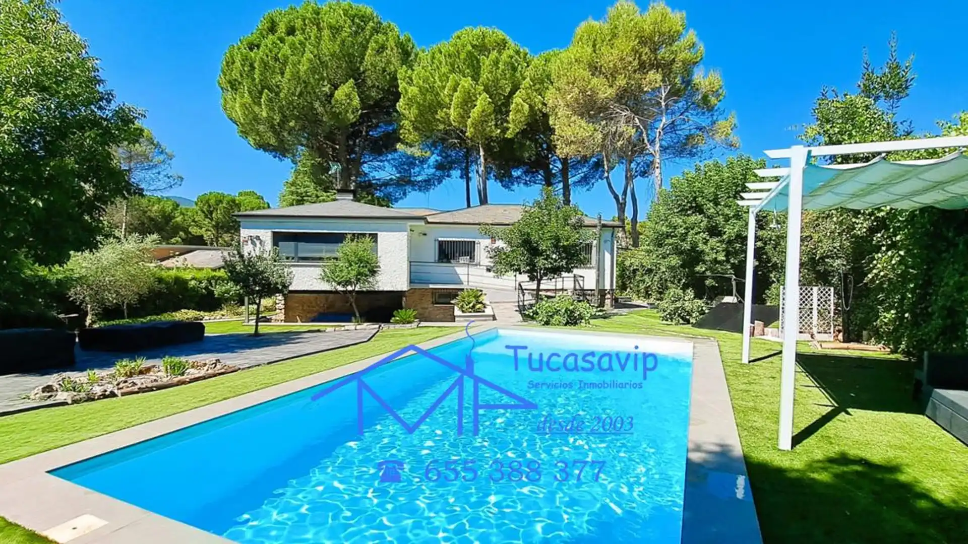 Swimming pool of Houses for sale in Pelayos de la Presa  with Air Conditioner, Private garden and Terrace