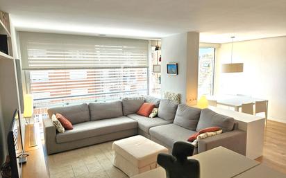 Living room of Flat for sale in  Barcelona Capital  with Air Conditioner and Balcony