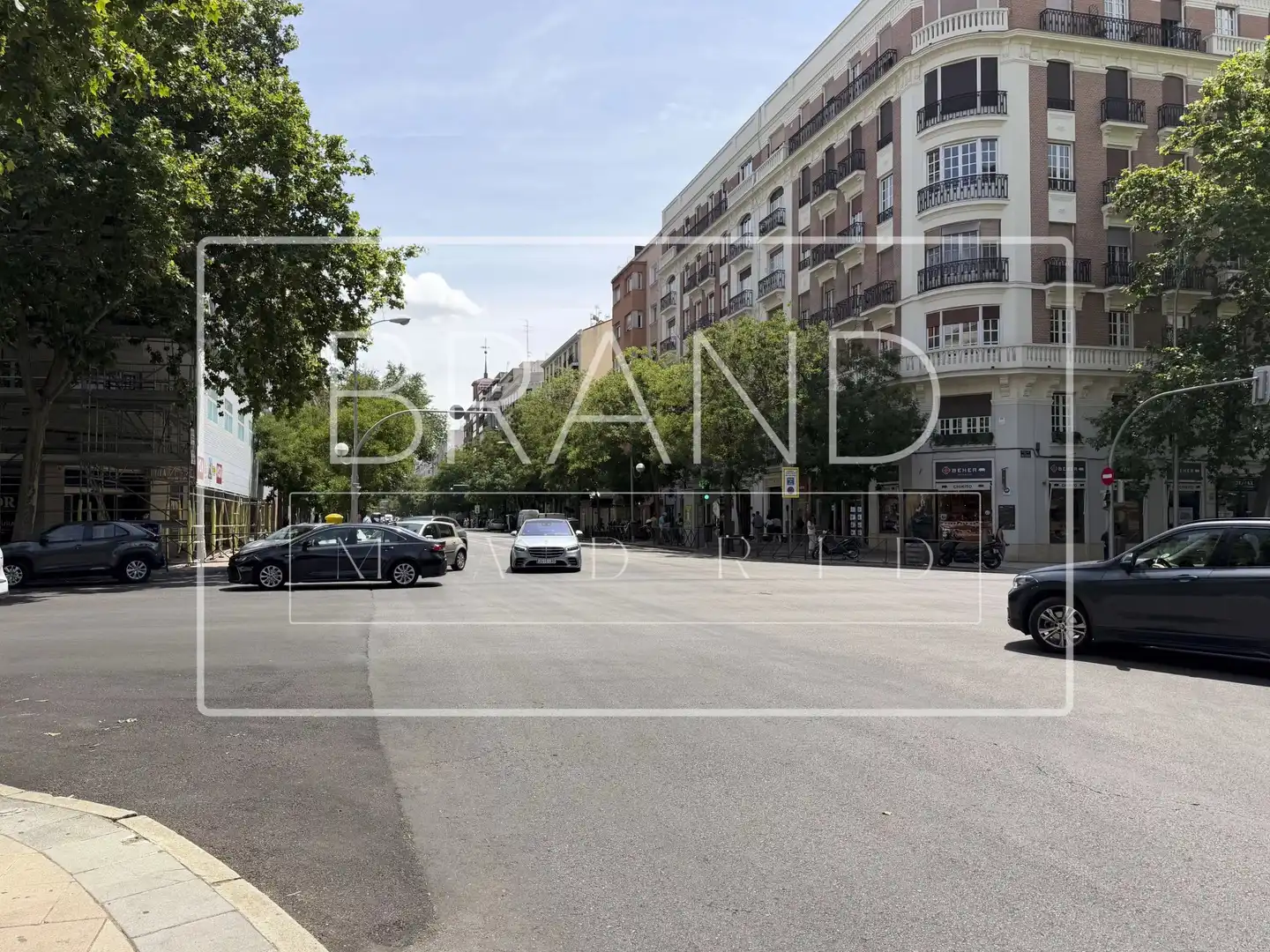 Vista exterior de Pis en venda en Madrid