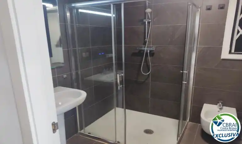 Casa amb piscina en venda a Carrer Pení, imagen 22
