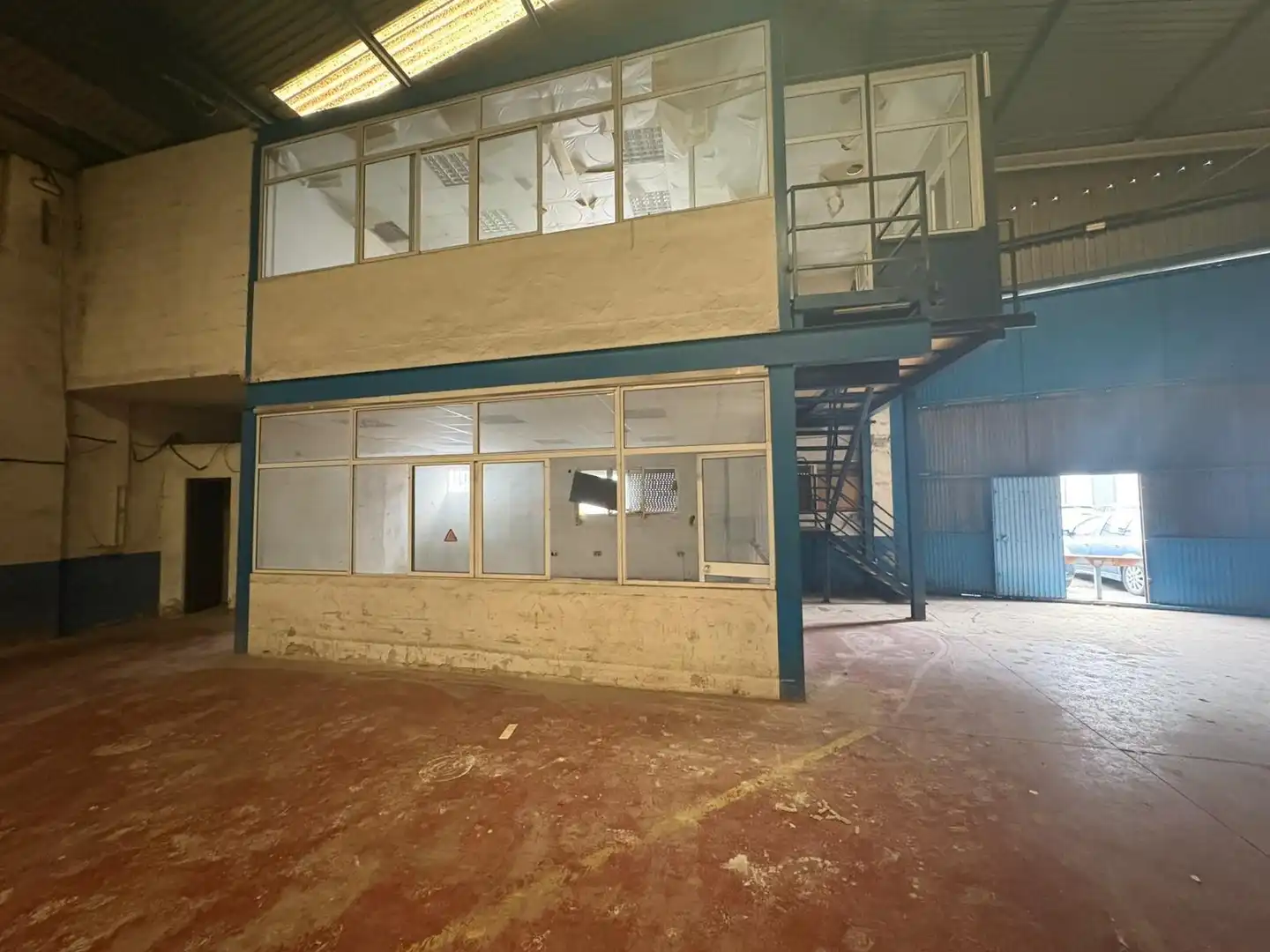 Nave industrial en venta en Sevilla