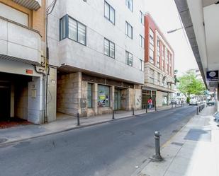Vista exterior de Local en venda en Ciudad Real Capital amb Aire condicionat