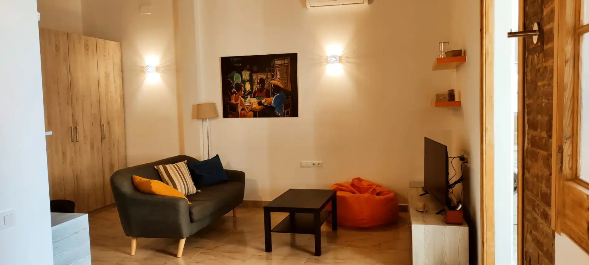 Sala d'estar de Pis de lloguer en Barcelona amb Aire condicionat, Calefacció i Moblat