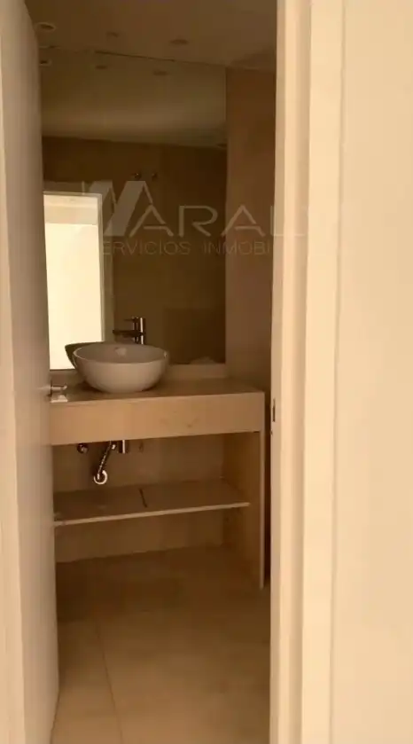 Baño de Ático en venta en Madrid con Aire acondicionado, Calefacción y Terraza