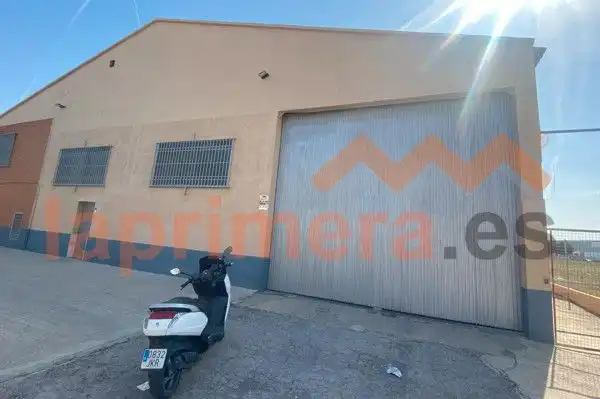 Nau industrial de lloguer a Poligono Mas del Jutge