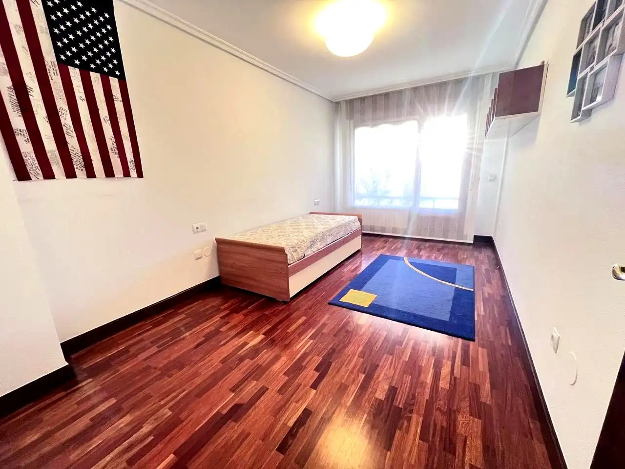 Dormitori de Pis en venda en Vitoria - Gasteiz amb Calefacció, Parquet i Terrassa