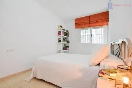 Schlafzimmer von Wohnung zum Verkauf in Granada