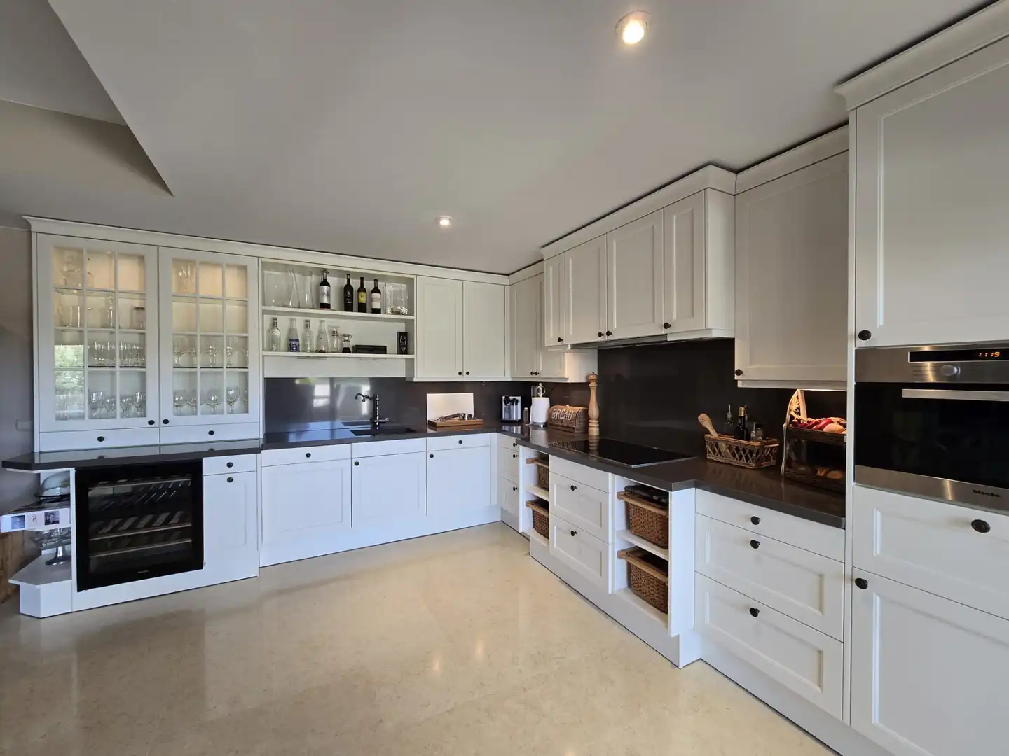 Cocina de Piso en venta en Benahavís con Aire acondicionado, Terraza y Trastero