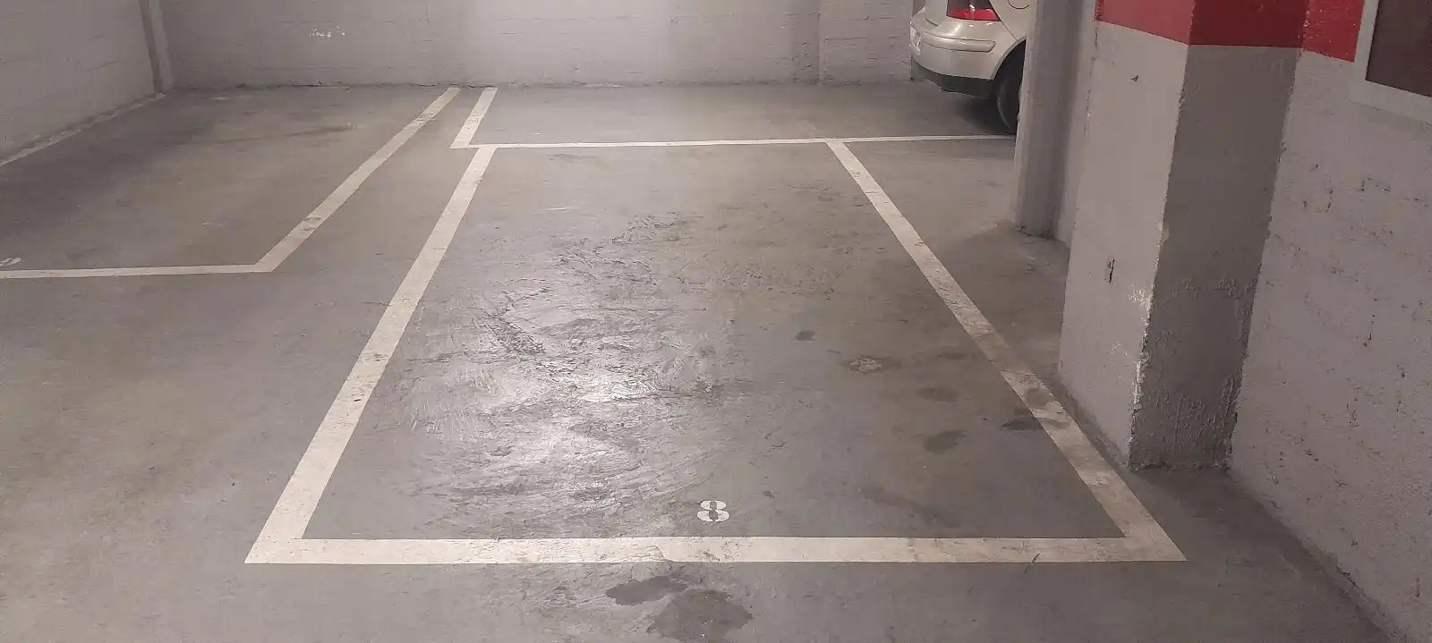 Parkplatz von Garage zur Miete in Barcelona mit Alarm