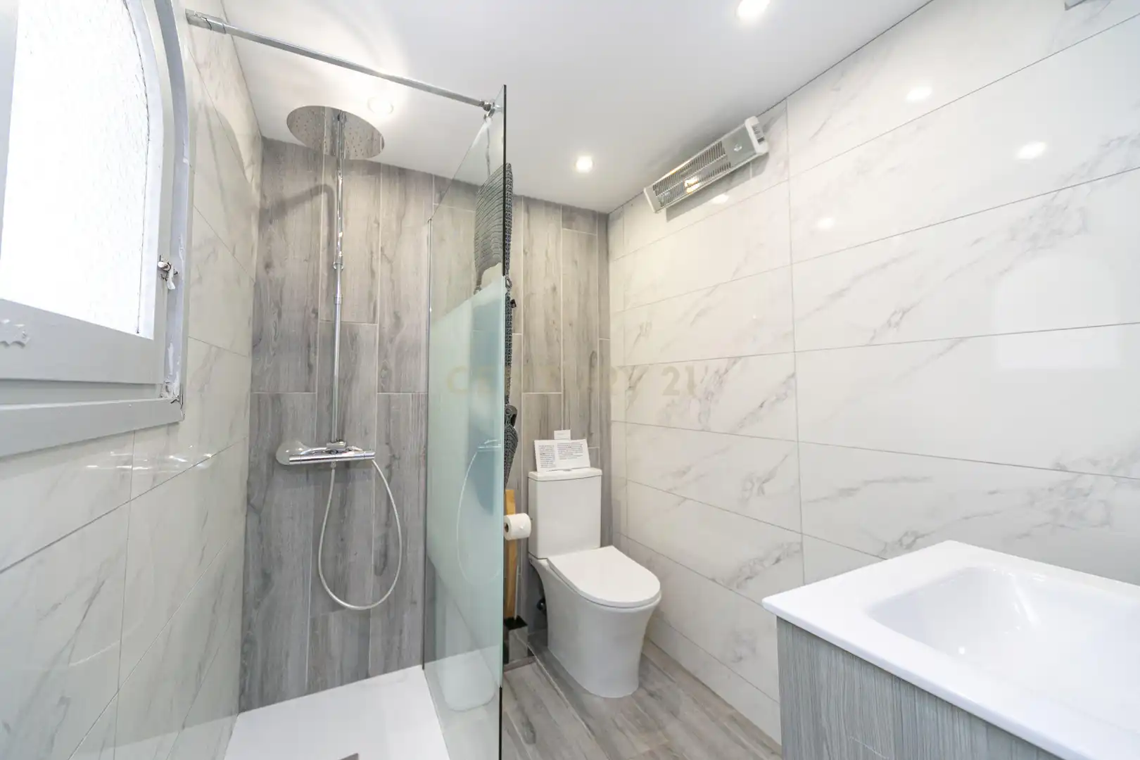 Baño de Apartamento de alquiler en Benissa con Aire acondicionado, Trastero y Piscina