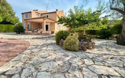 Vista exterior de Casa o xalet en venda en Mutxamel amb Calefacció, Jardí privat i Terrassa