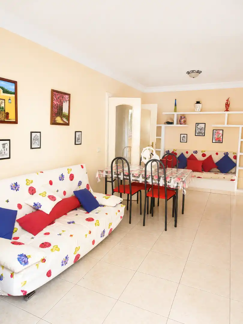 Comedor de Piso en venta en Puerto de la Cruz con Terraza, Amueblado y Horno