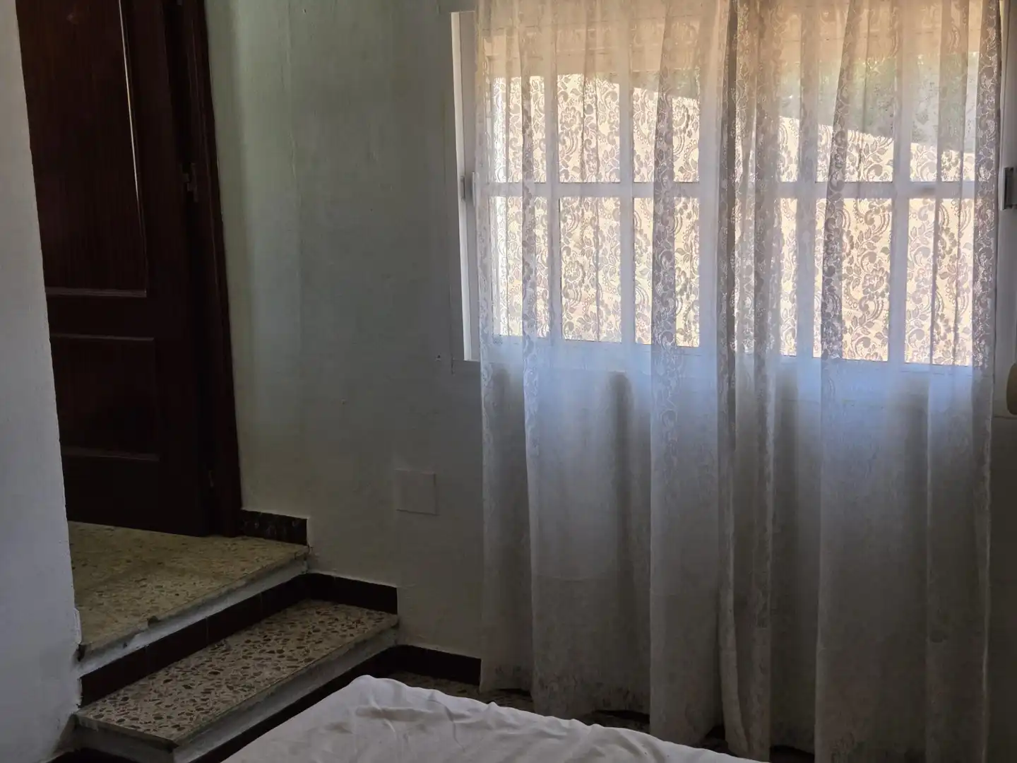 Houses for sale in Algeciras  with Swimming Pool and Furnished