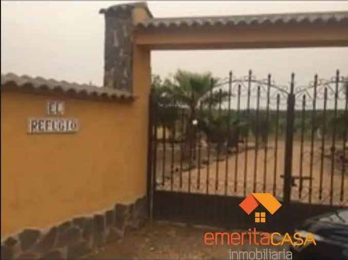 Finca rústica en venta en Valverde de Mérida