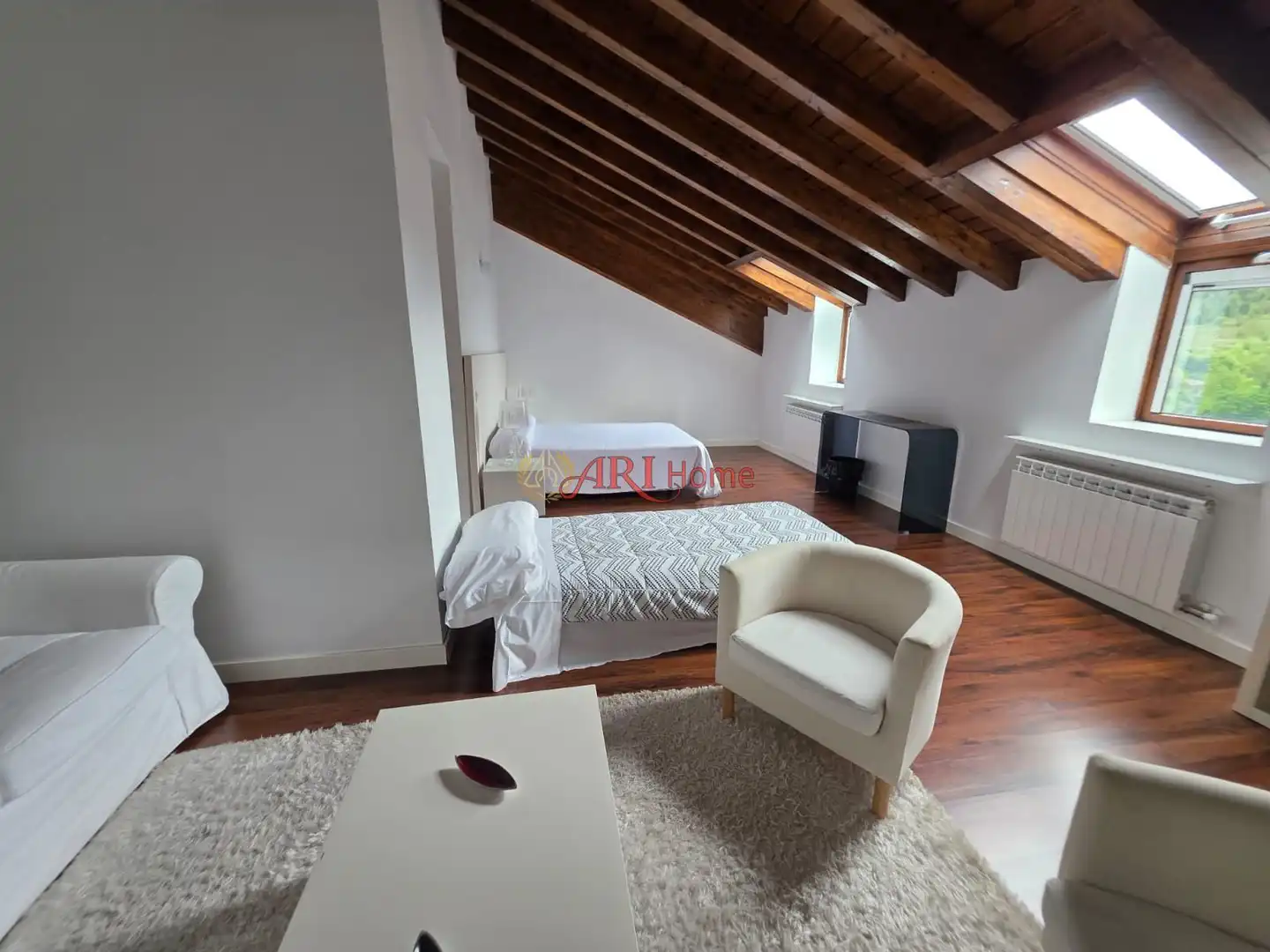Bedroom of Buildings for sale in Quintanilla San García