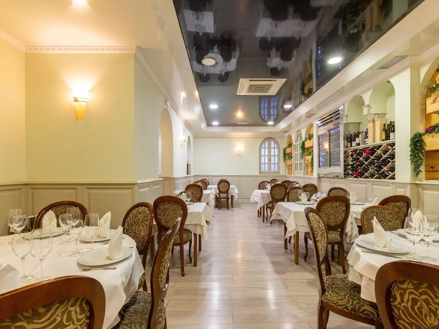 Comedor de Local en venta en Madrid