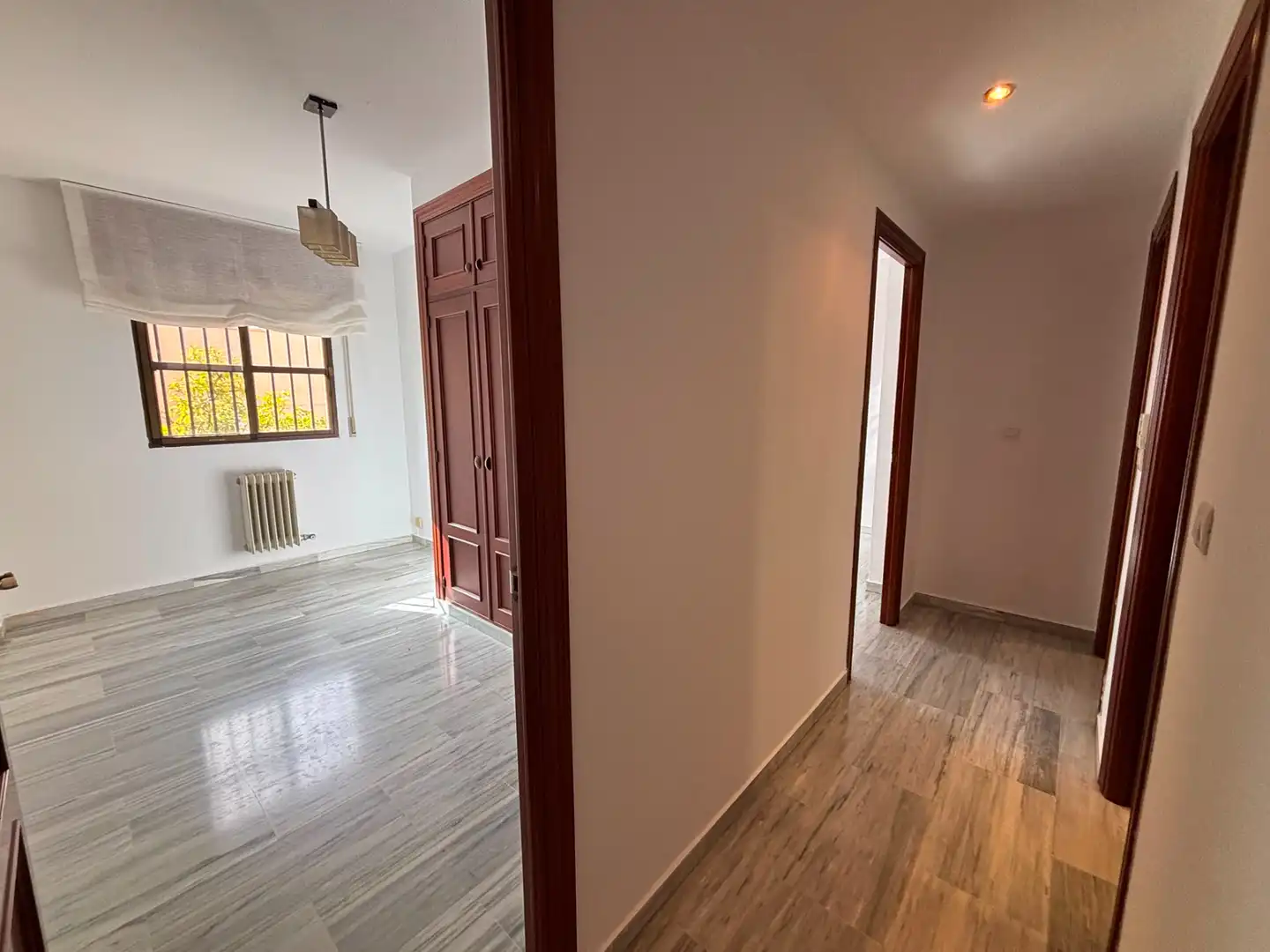 Flat for rent in Granada  with Air Conditioner, Heating and Washing machine