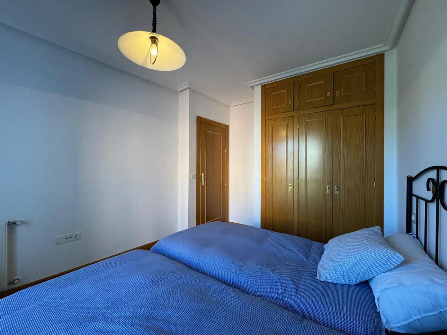 Habitación de Piso en venta en Parres con Calefacción, Jardín privado y Trastero
