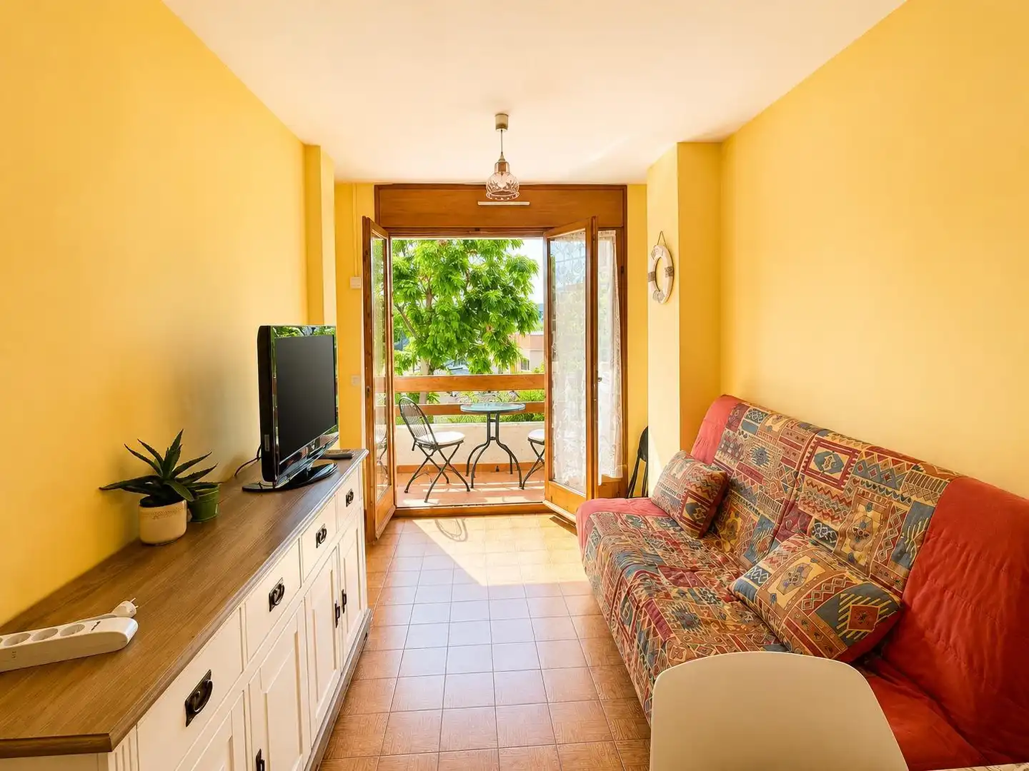 Sala de estar de Piso en venta en Empuriabrava con Aire acondicionado, Amueblado y Balcón