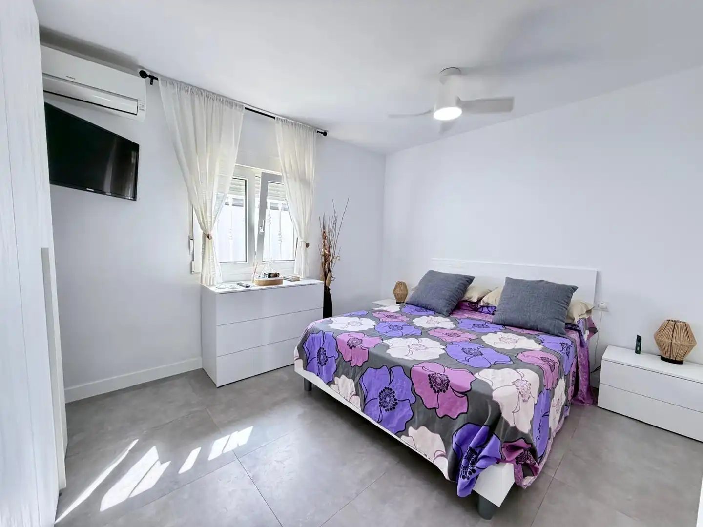 Habitación de Casa o chalet en venta en Roquetas de Mar con Aire acondicionado, Calefacción y Jardín privado