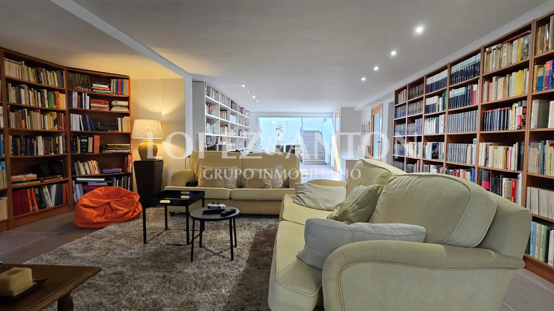 Living room of Houses for sale in L'Eliana  with Air Conditioner, Heating and Private garden