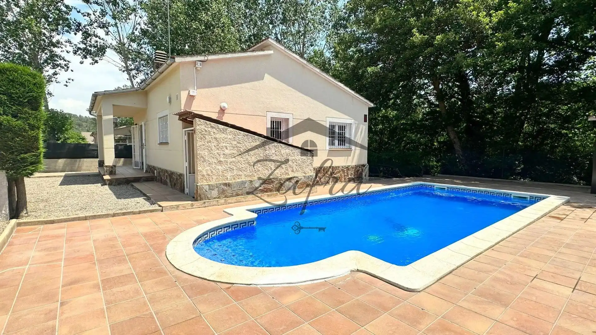 Chalet con piscina en venta en Terrafortuna - Puig Ventós, imagen 2