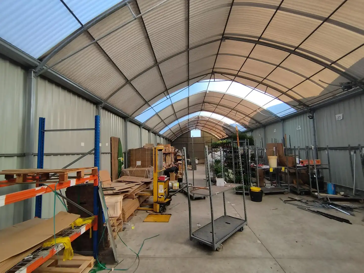 Industrial building to rent in Quatre Carreres, imagen 2
