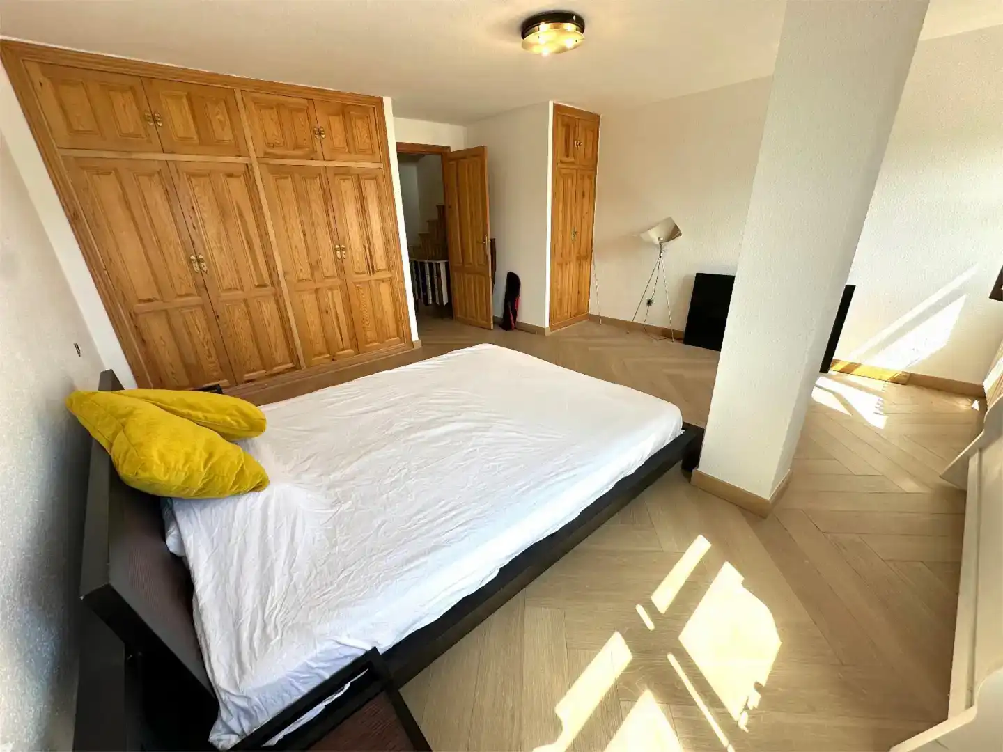 Habitación de Piso en venta en Riaño con Trastero y Amueblado