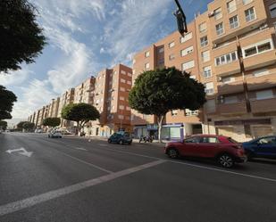 Exterior view of Flat for sale in  Almería Capital  with Air Conditioner, Heating and Balcony