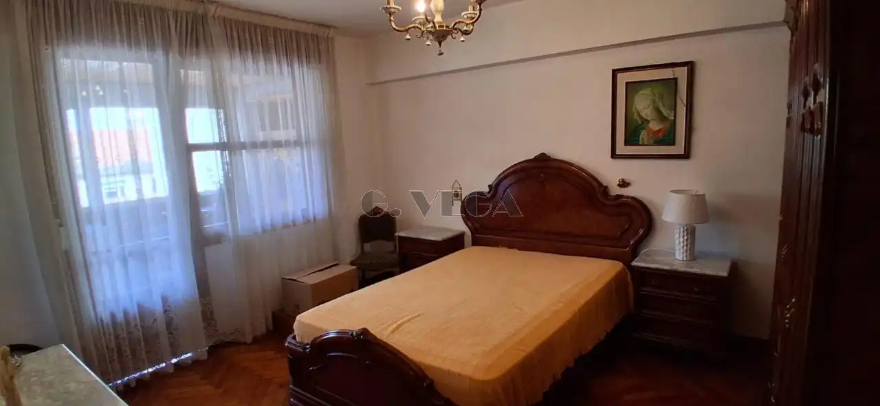 Habitación de Piso en venta en Vigo  con Calefacción y Parquet