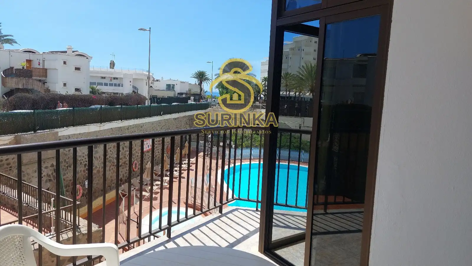 Piscina de Apartamento de alquiler en San Bartolomé de Tirajana con Terraza, Piscina y Amueblado