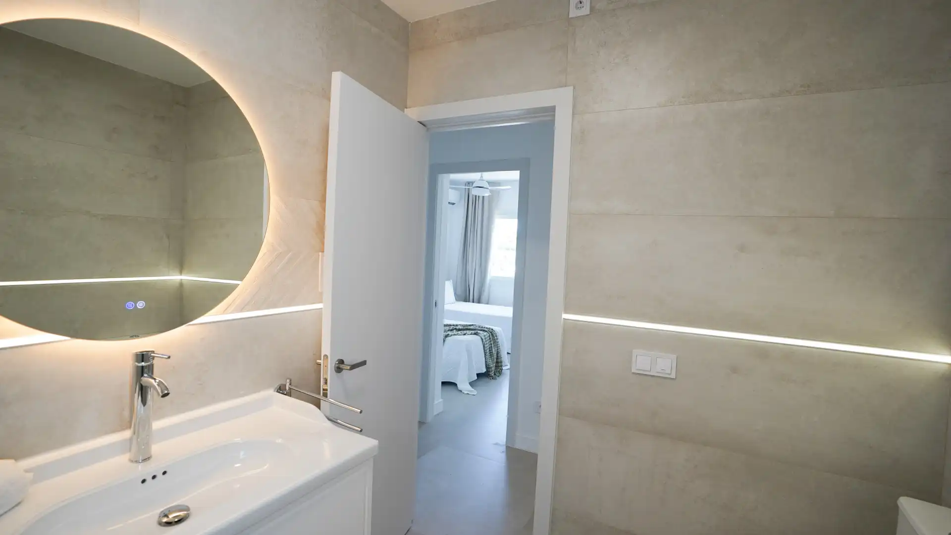 Houses for rent in El Faro de Calaburra - Chaparral