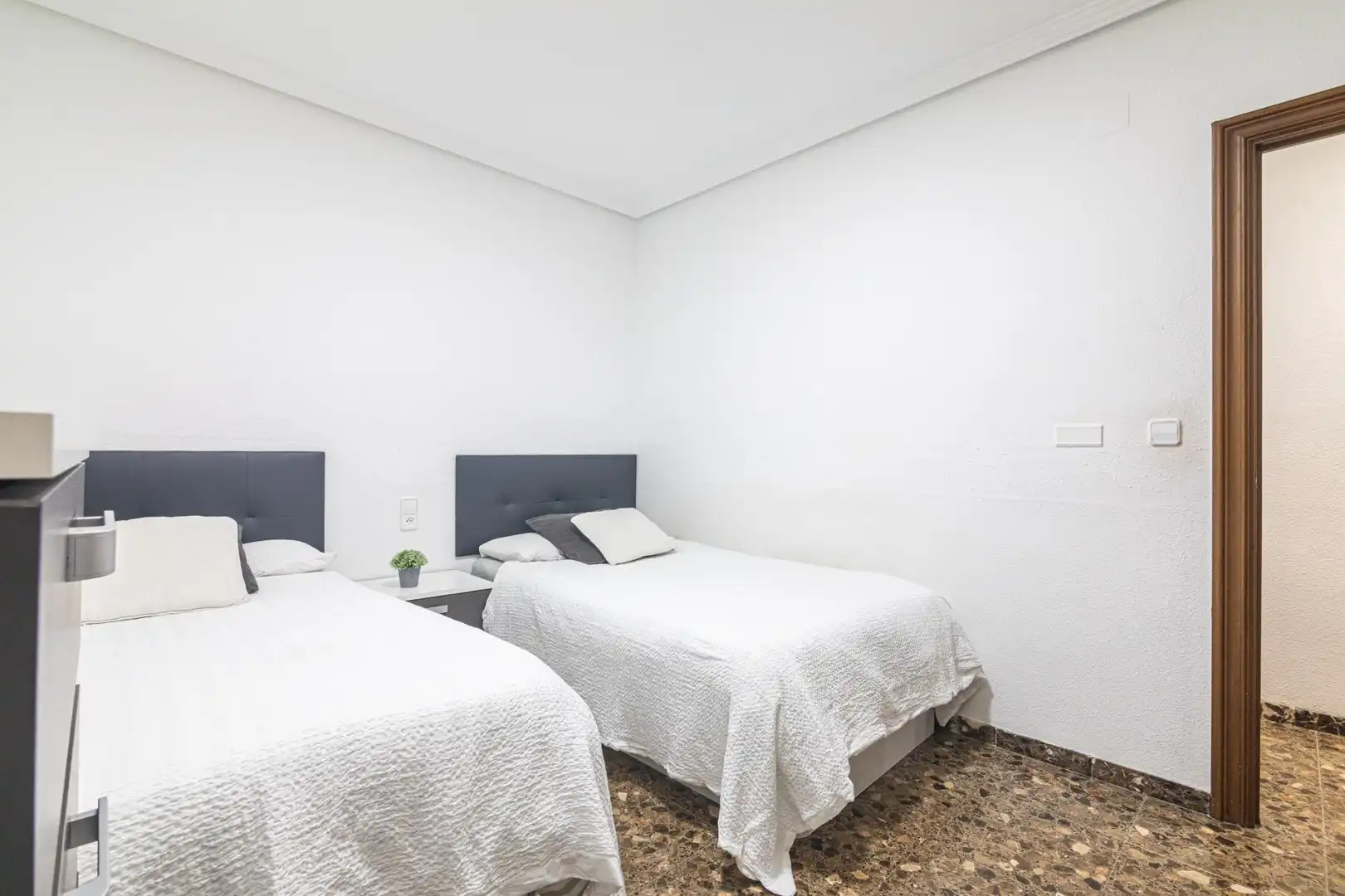 Habitación de Planta baja en venta en Elche / Elx con Aire acondicionado, Calefacción y Terraza