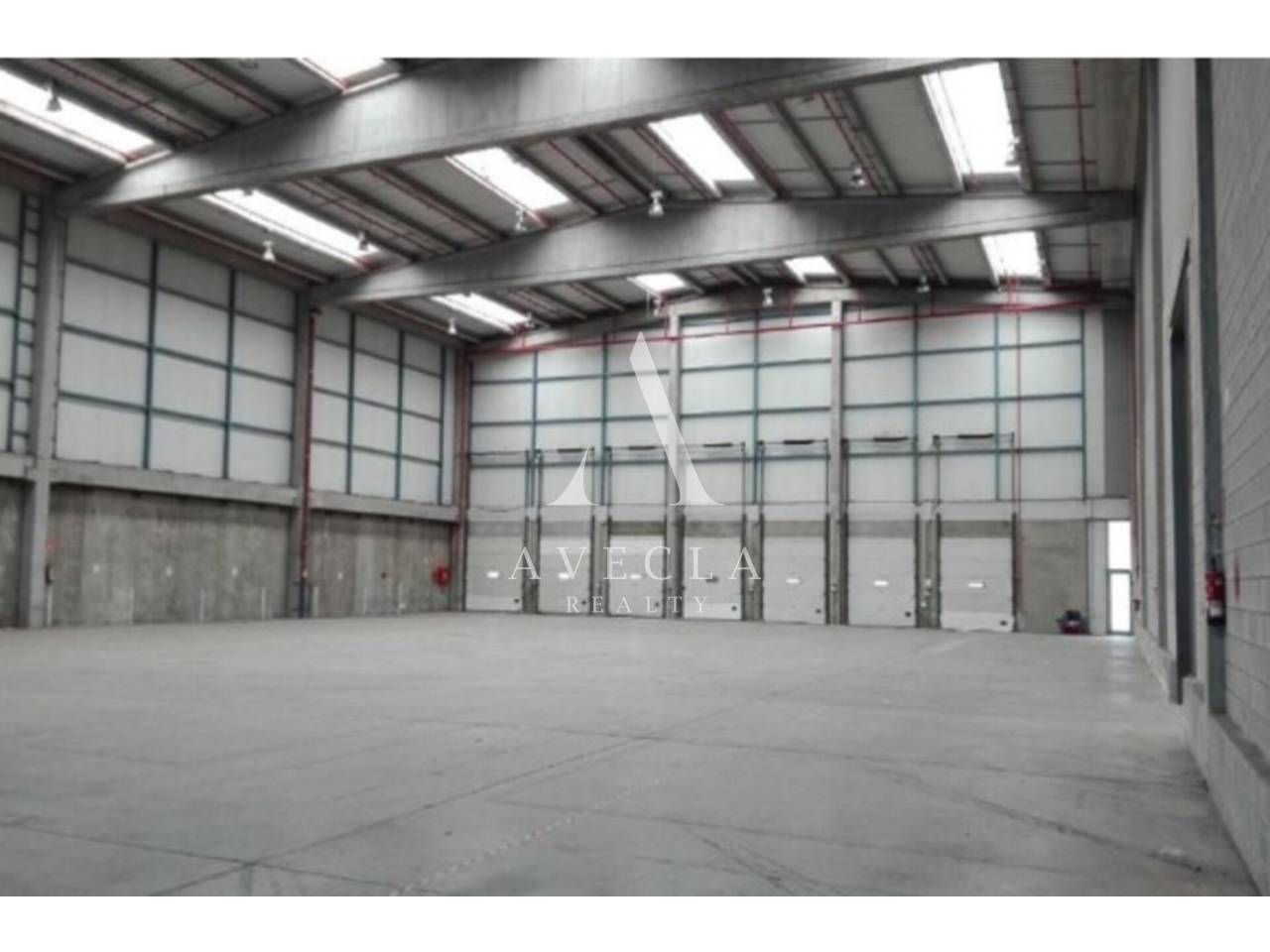 Nau industrial de lloguer en  Barcelona Capital